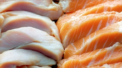 which is more flavorful Chicken Skinless or Chicken Breast with skin